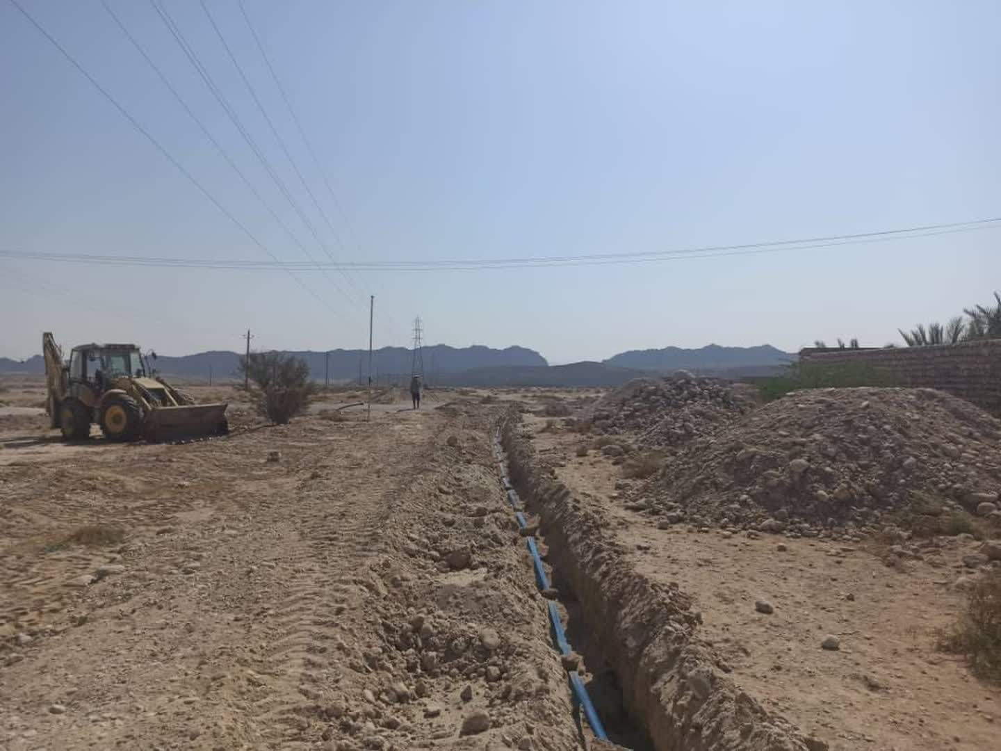شبكه توزیع آب روستای پرنیمه خمیر اصلاح و توسعه یافت
