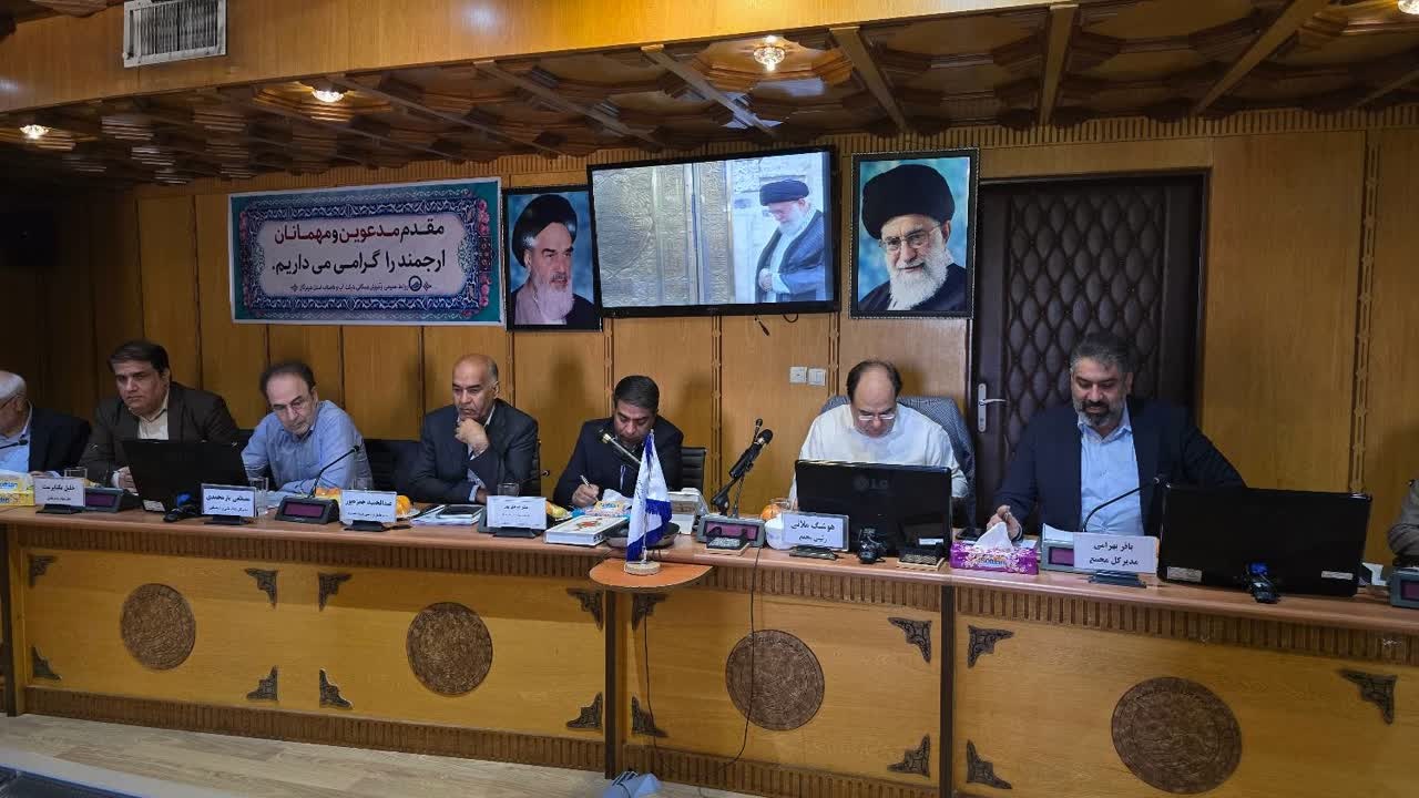 هرمزگان پیشتاز پروژه‌های شیرین‌سازی در كشور است/عملكرد آبفای هرمزگان برای گذر از شرایط سخت تابستان و خشكسالی های متوالی قابل تقدیر است/ پروژه های بزرگ آبرسانی در هرمزگان اجرا شده و بزودی افتتاح می شود